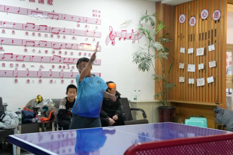 为之沸腾
